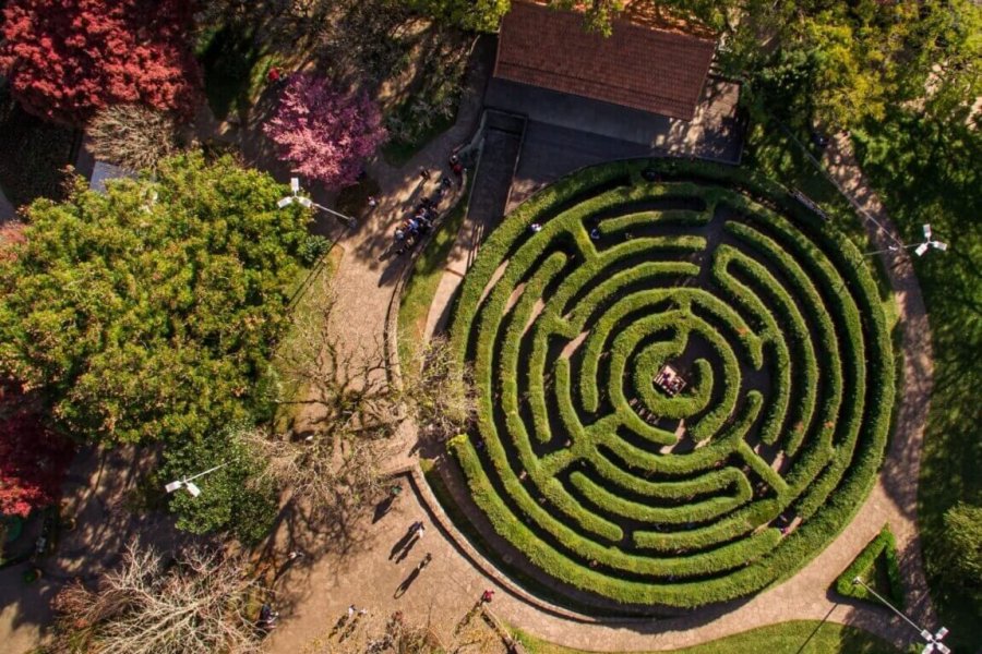 Nova Petrópolis - Praça com Labirinto verde